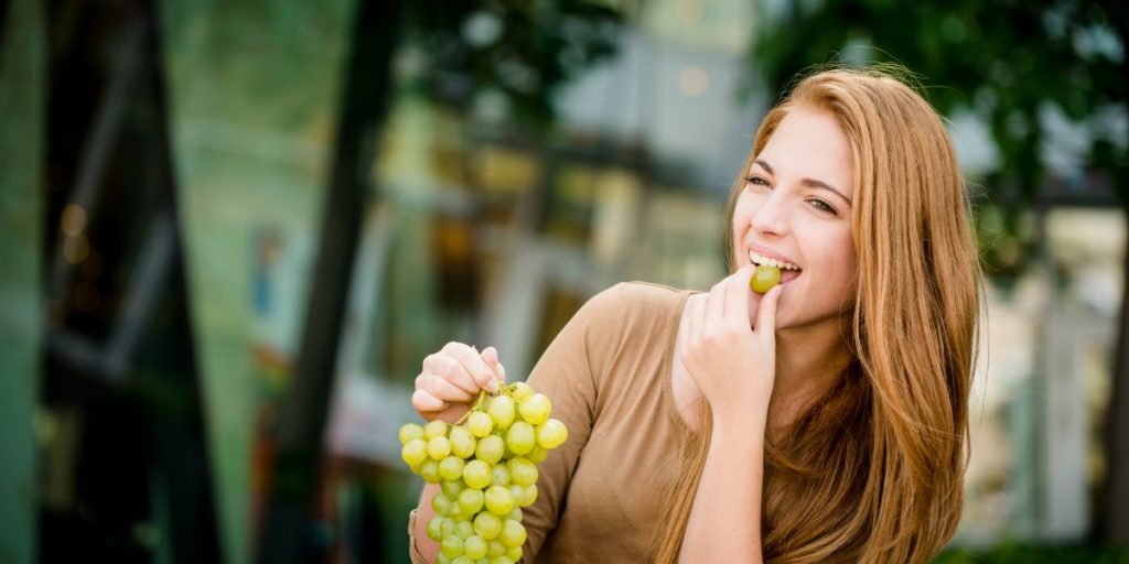 Are green grapes OK on keto?