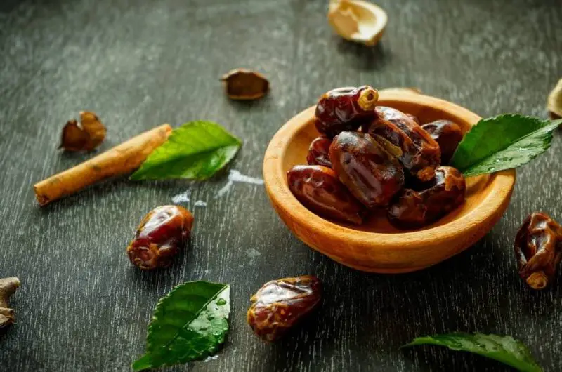 What Are Dates & Are Dates Keto Friendly?