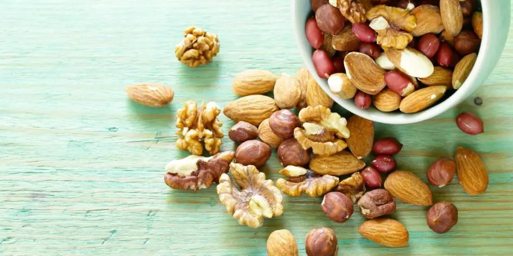 What are the healthiest nuts for weight loss?